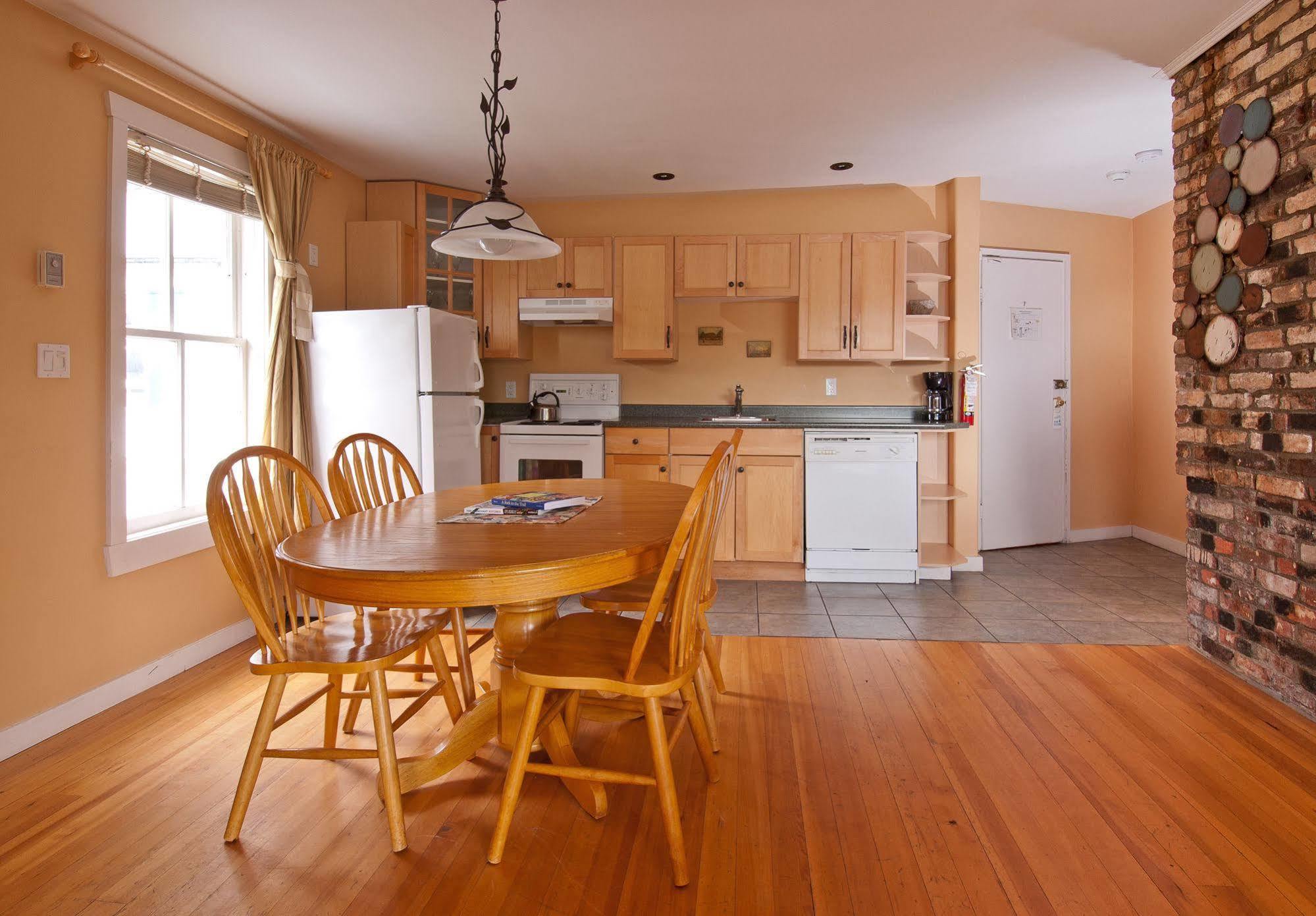 Heriot Bay Inn Extérieur photo